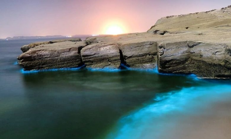 ساحل نقره ای؛ جادوی آبی و درخشنده‌ جزیره هنگام