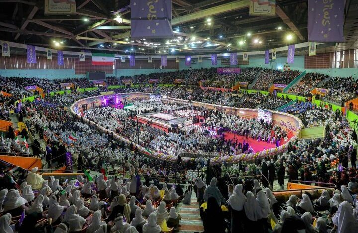 برگزاری جشن دختران آرمانی در ورزشگاه آزادی