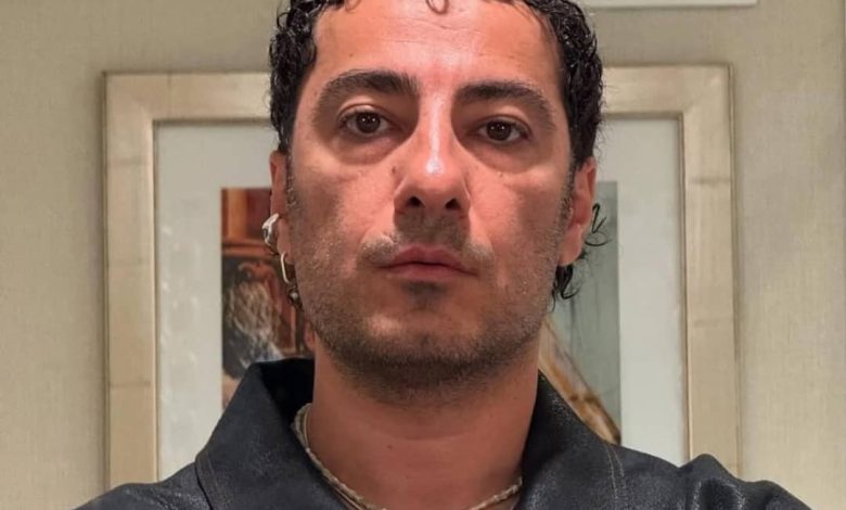 نوید محمدزاده