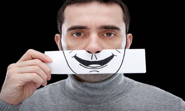 افسردگی خندان چیست و چه نشانه هایی دارد؟