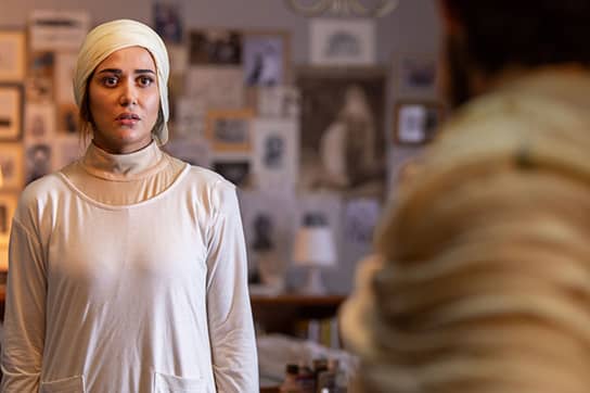 آقای حسن فتحی! از تماشای ازازیلِ شما عمیقا پشیمانیم