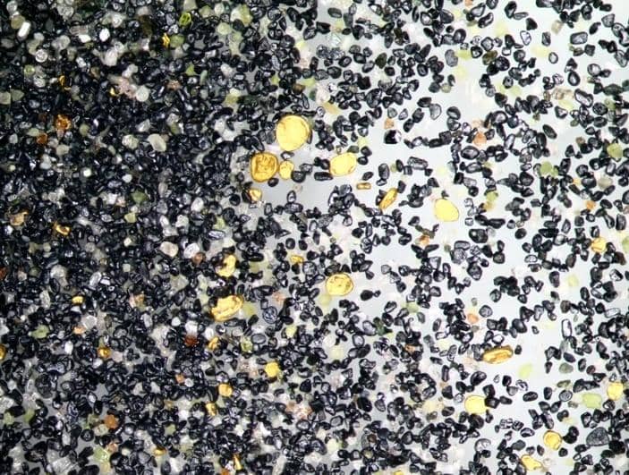 در این ساحل زیبا «طلا» روی زمین ریخته است