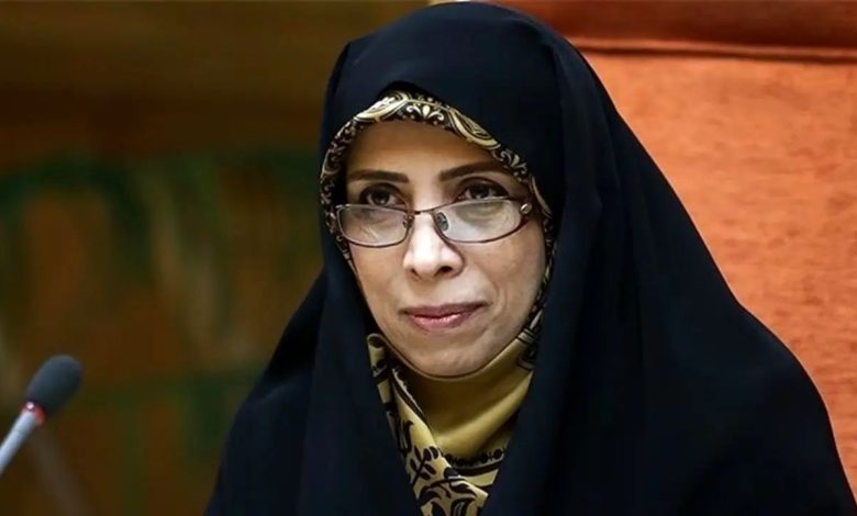 معاون حسن روحانی عزادار شد + عکس