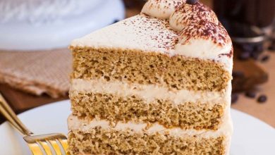 کیک اسفنجی بت طعم کاپوچینو؛ یک عصرانه بهاری