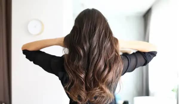 بهترین ترفند برای داشتن موهای سالم و زیبا