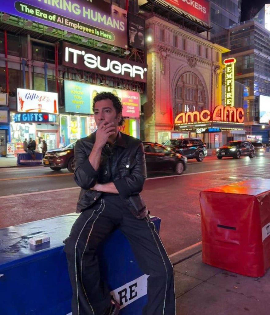 نوید محمدزاده و دیوید بکام در یک قاب؛‌ ماجراجویی نوید و بهرام در آمریکا ادامه دارد+تصویر