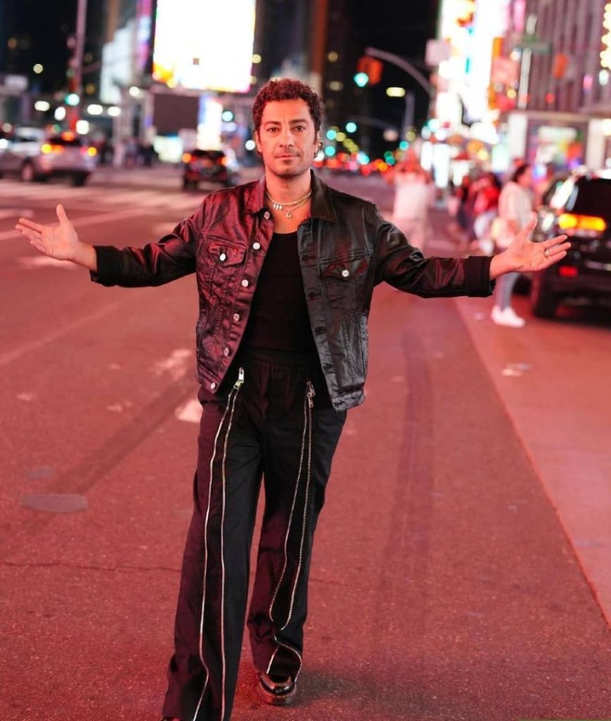 نوید محمدزاده و دیوید بکام در یک قاب؛‌ ماجراجویی نوید و بهرام در آمریکا ادامه دارد+تصویر