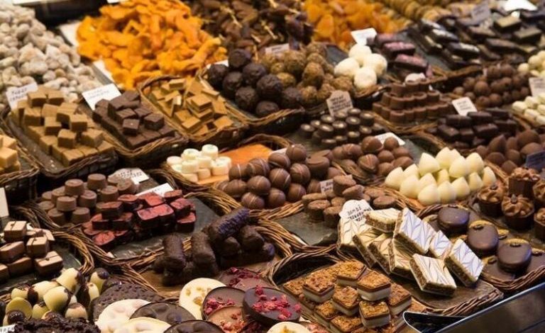 نمایشگاه شیرینی و شکلات در تبریز گشایش یافت