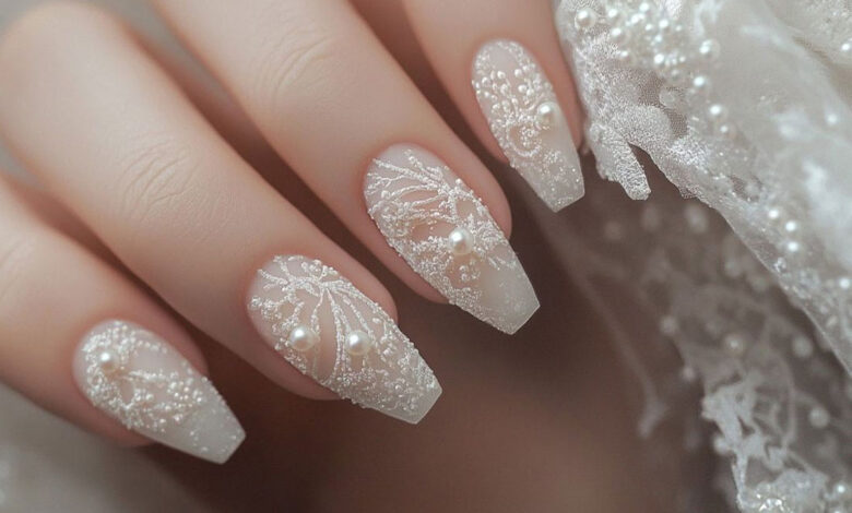 بهترین مدل های دیزاین ناخن عروس در سال 1404+تصویر