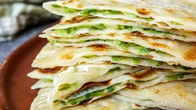 طرز تهیه کلانه کردستان؛ نان سنتی با سیر کوهی