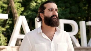 آواز خواندن مهدی دارابی در شرایط سخت پرواز +فیلم