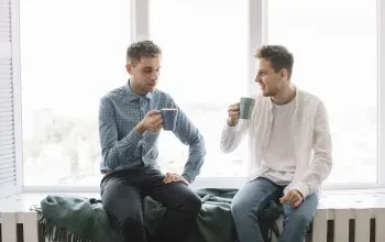 چگونه سنجیده صحبت کنیم؟ تکنیک ها و مهارت های ضروری