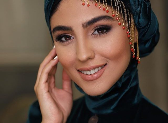 رامینا ترابی با لباسش، تخت جمشید را به فرانسه منتقل کرد!+تصویر