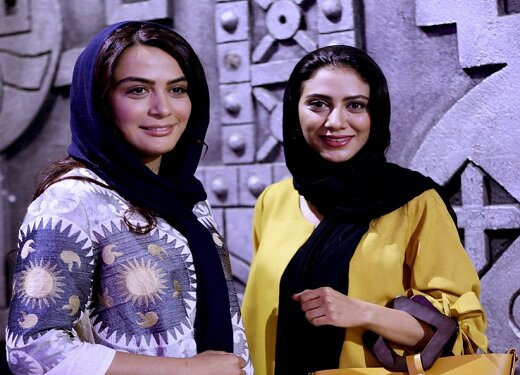 تصاویر زیبا و جذاب دو نفره از مارال و مونا فرجاد