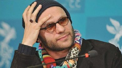 بوسه بابک حمیدیان بر پیشانی مهسا حجازی تبعات زیادی به دنبال داشت+فیلم