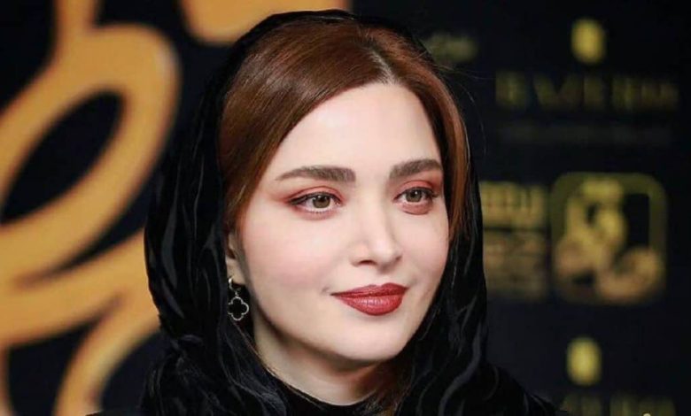 ژست‌ها و استایل جذاب بهنوش طباطبایی در بزرگداشت گلاب آدینه خبرساز شد