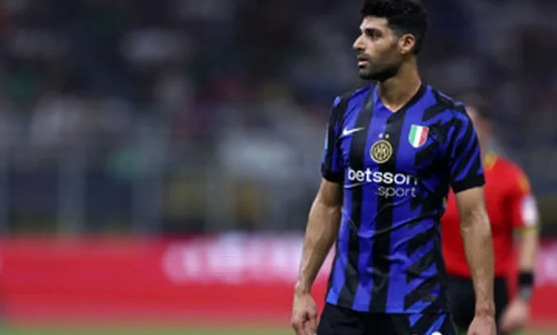 سرمربی لیگ برتری به تماشای بازی طارمی نشست + عکس