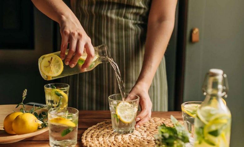 آب لیمو؛ دوست یا دشمن دندان‌ها؟ نکاتی مهم برای حفظ سلامت مینای دندان