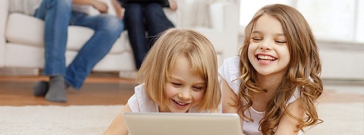 زمان صفحه نمایش کودکان؛ تهدید یا فرصت برای رشد و یادگیری؟