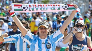  هواداران آرژانتینی پرچم ایران را به اهتزاز درآوردند + فیلم