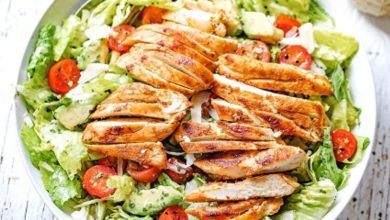 طرز تهیه سالاد چیکن خوشمزه و بین‌المللی مرحله‌به‌مرحله