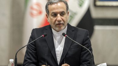 توئیت فوری عراقچی به زبان عربی و عبری همزمان باآتش بس/تصویر