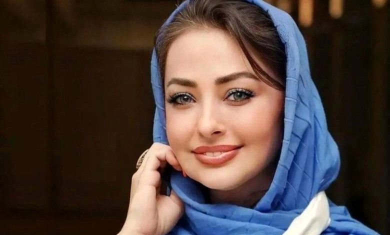 نفیسه روشن با استایل خاص و کلاه پر زرق و برقش/تصویر