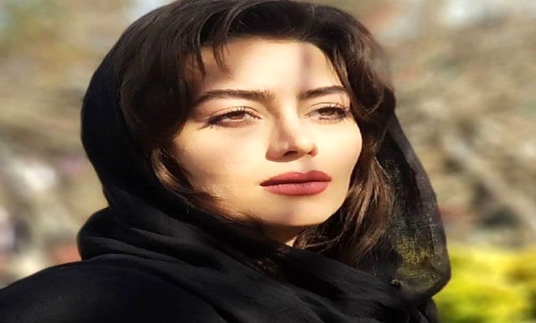 استایل تابستانی هدیه بازوند با رنگ فیروزه ای وایرال شد+تصویر