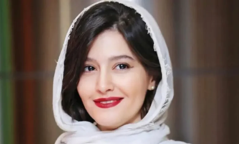 شمایل زیبای پردیس احمدیه با لباس شکوفه های بهاری +تصاویر