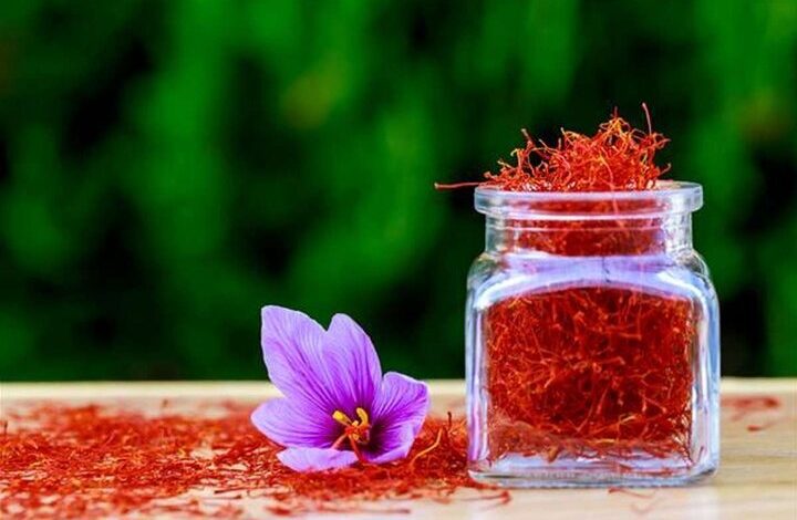 درخشش طلای سرخ در بورس؛ معامله بزرگ زعفران در بازار آتی