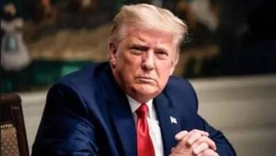 ترامپ در خواب عمیق؛ واکنش‌ها به چرت زدن در نشست رسمی+فیلم