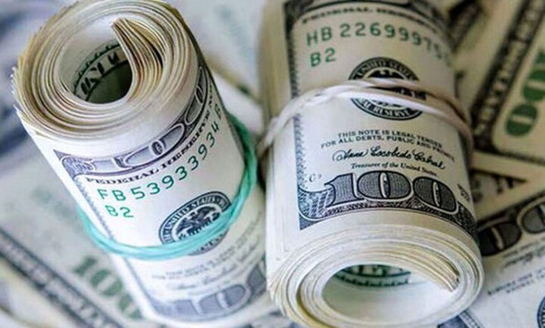 این هفته در شرایطی بازار ارز به کار خود را خاتمه داد که قیمت دلار آمریکا به کانال هشتاد هزار تومان رسید و قیمت هر سکه طلای تمام بهار آزادی طرح جدید نیز در کانال هفتاد میلیون تومان قرار گرفت.