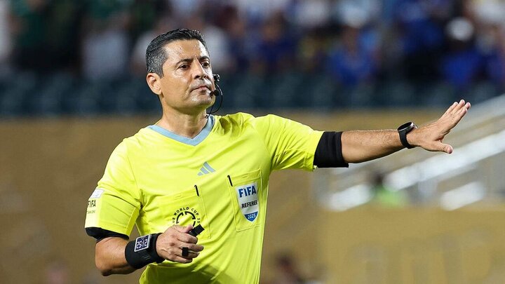 لحظه پر افتخار اعلام فغانی به عنوان داور فینال جام باشگاه‌های جهان+فیلم