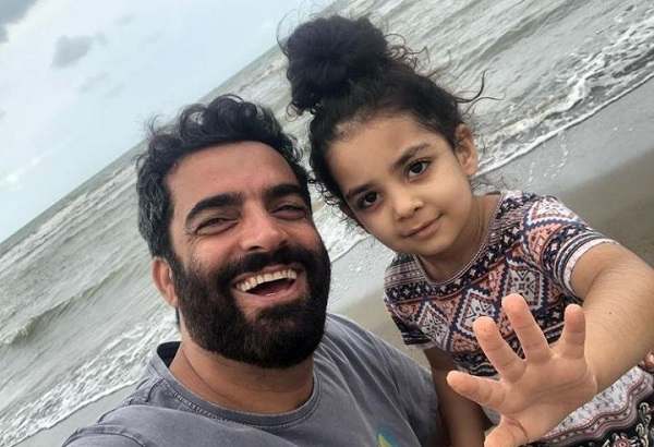 تصاویر زیبای دختر منوچهر هادی وایرال شد + عکس