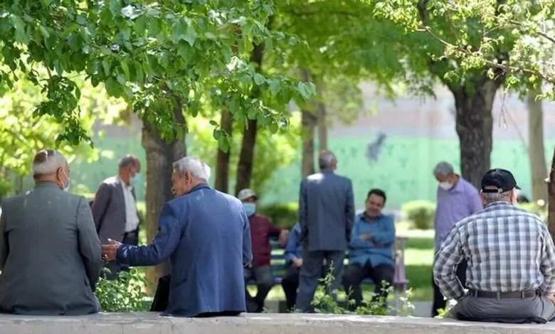 پرداخت معوقات بازنشستگان فروردین‌ماه در آستانه اجرا