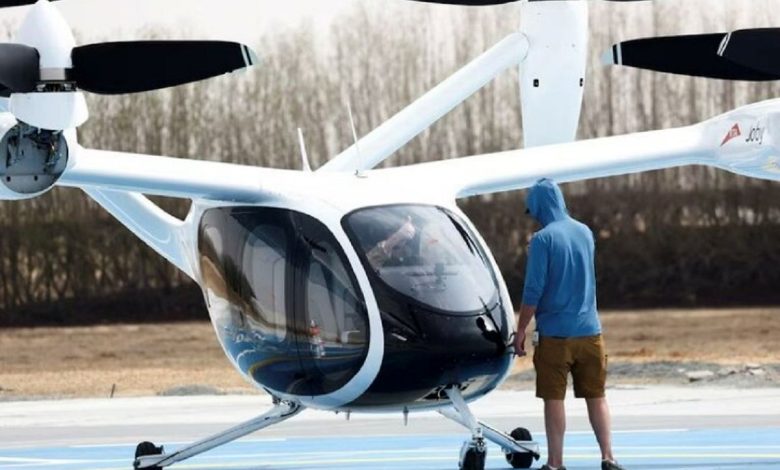 دبی از تاکسی پرنده خود بهزودی رونمایی میکند