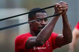 بازگشت اوریه و مدافع ملی‌پوش به تمرینات پرسپولیس